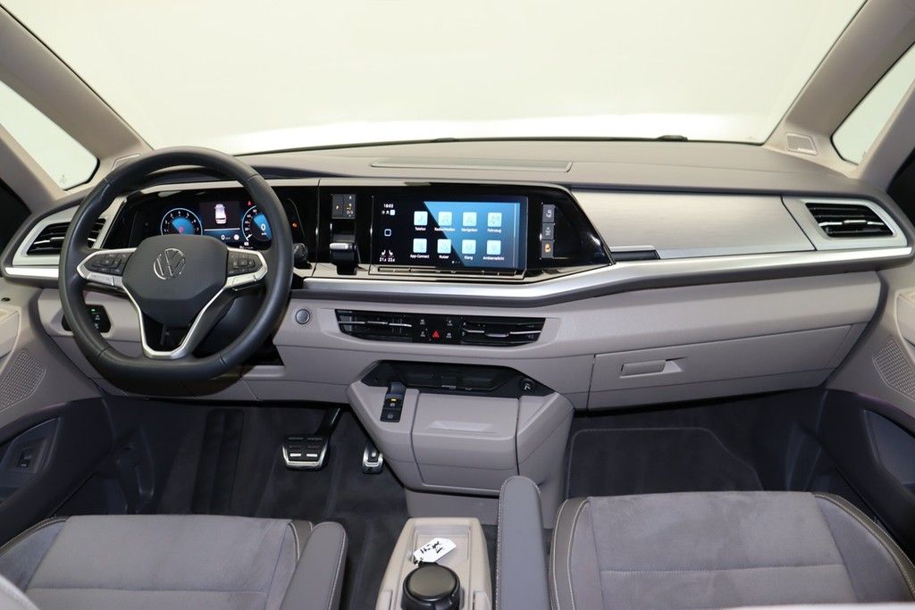 Volkswagen T7 Multivan 2023