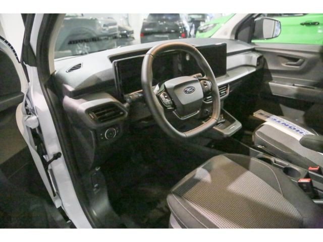 Ford Transit Courier 2025