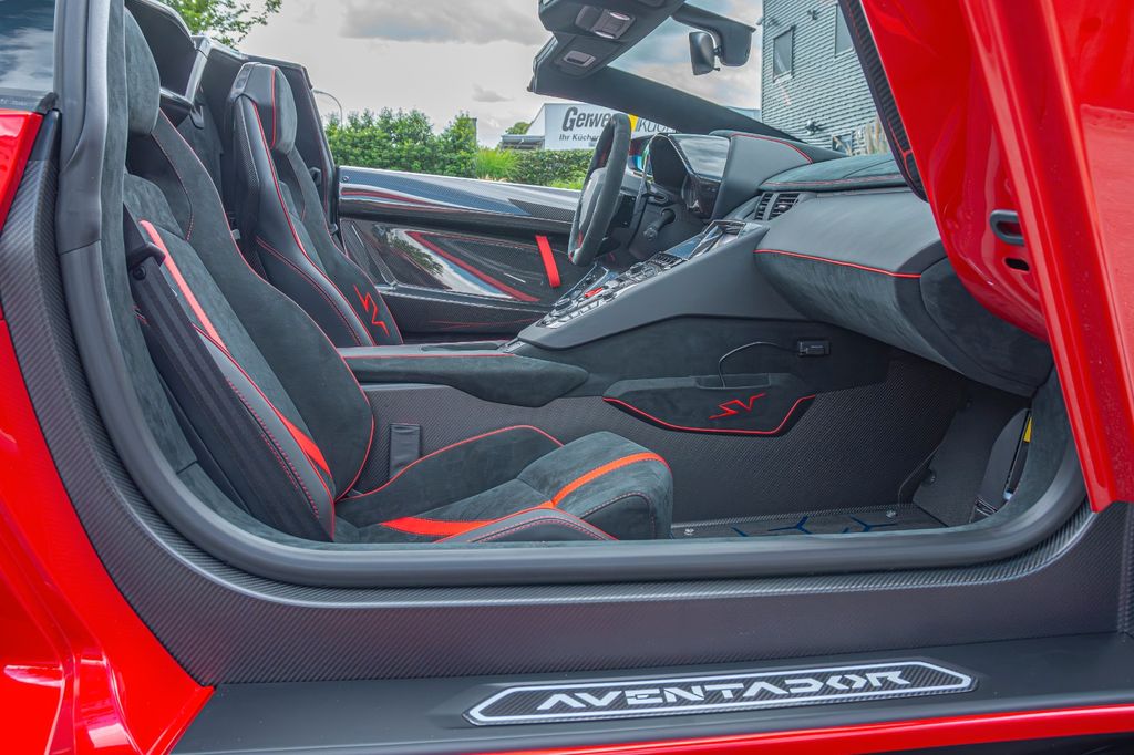 Lamborghini Aventador 2017