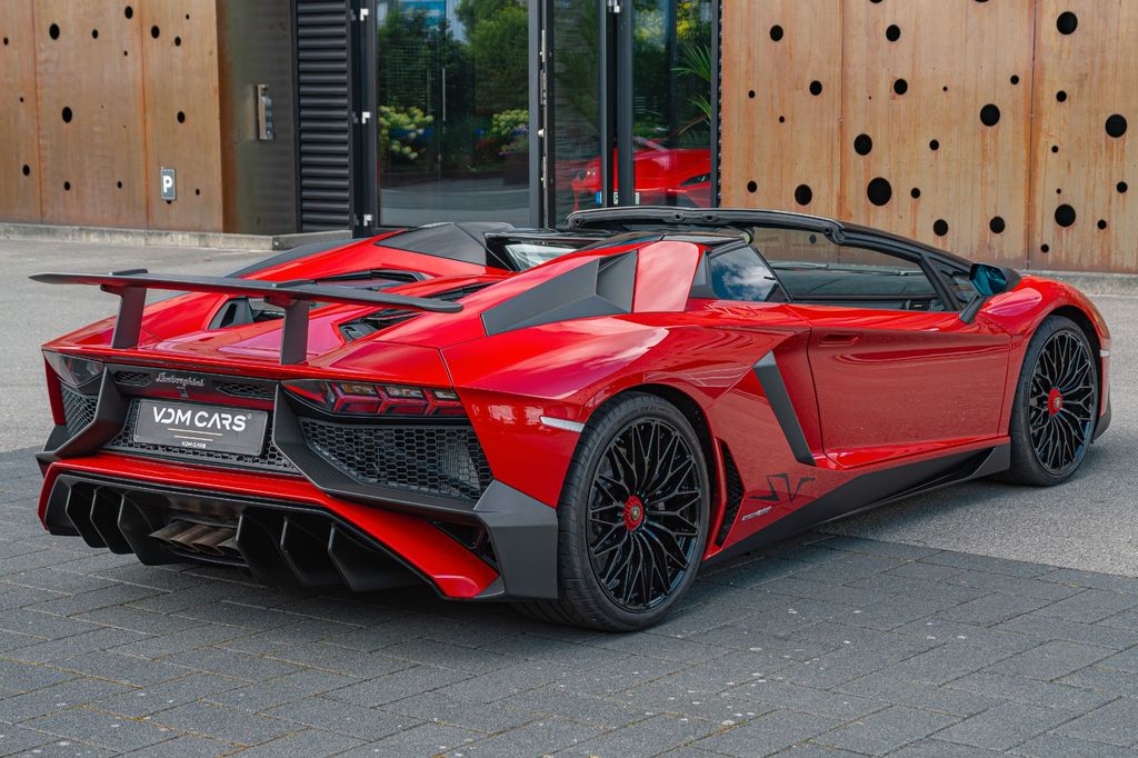 Lamborghini Aventador 2017