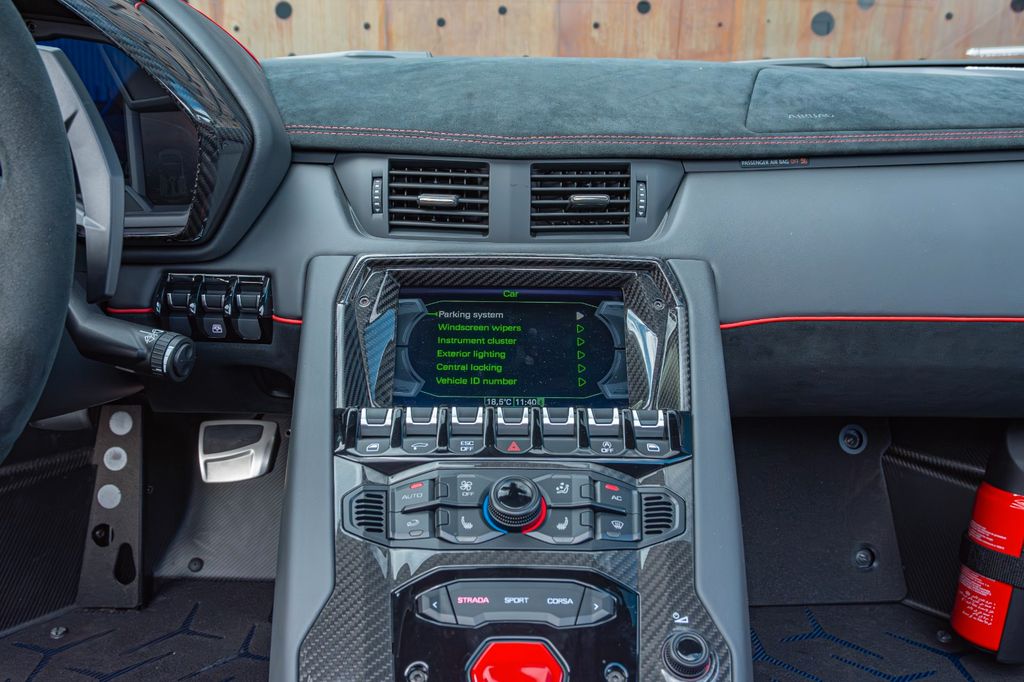 Lamborghini Aventador 2017