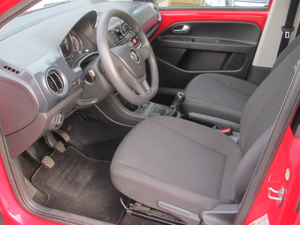 Volkswagen up! 2019