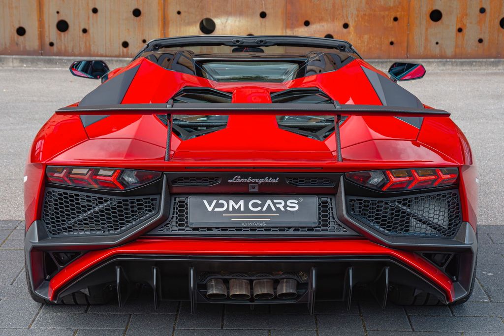 Lamborghini Aventador 2017