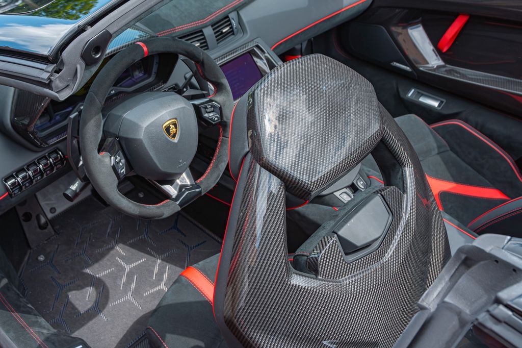 Lamborghini Aventador 2017