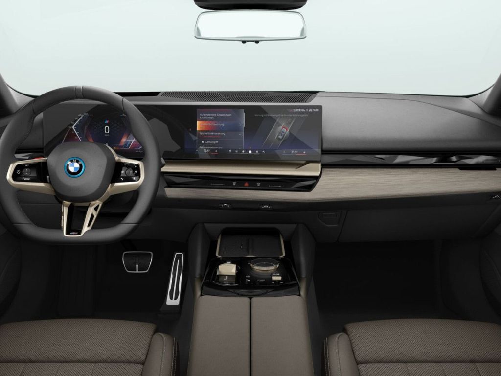 BMW i5 2024