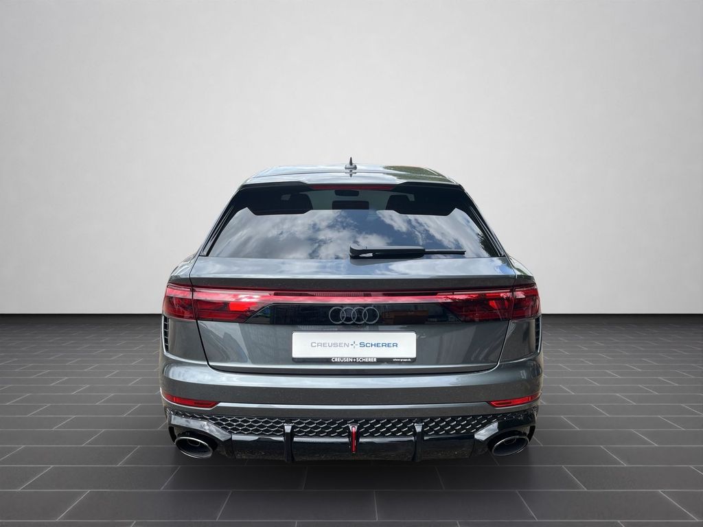 Audi RSQ8 2025