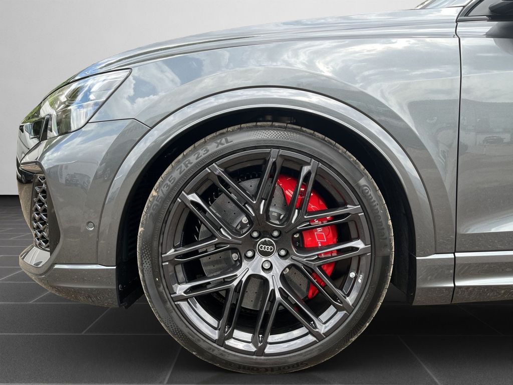 Audi RSQ8 2025