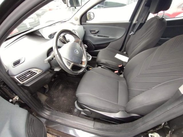 Lancia Ypsilon 2021