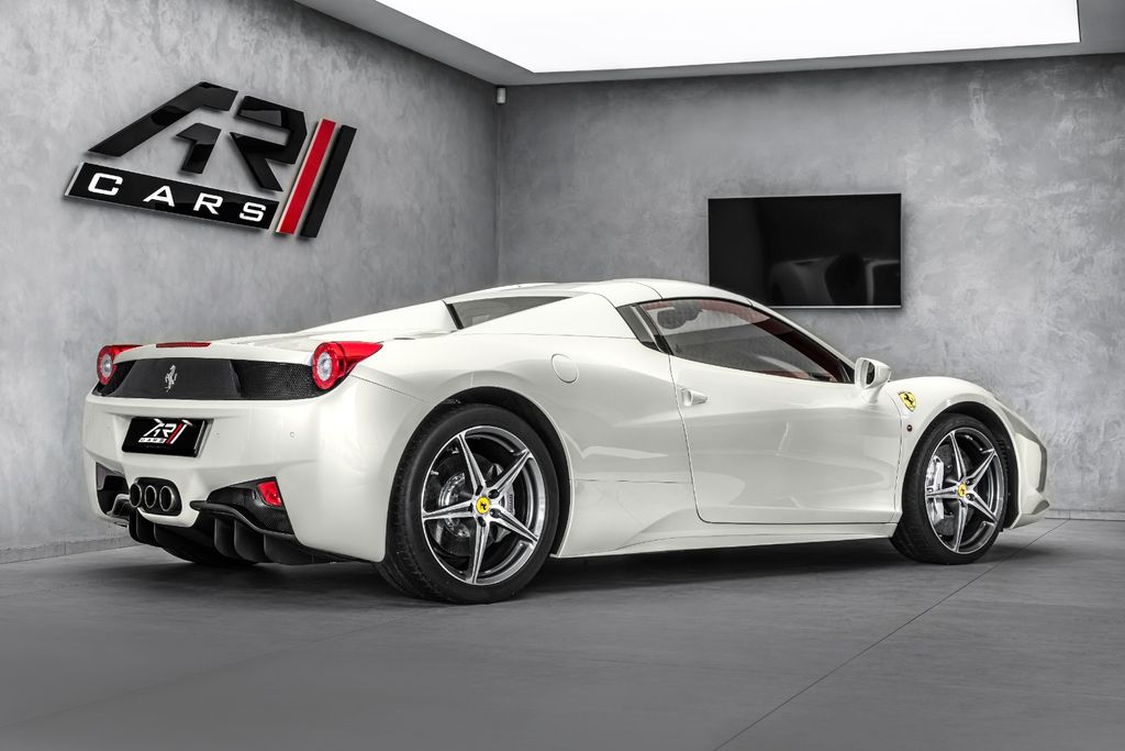 Ferrari 458 2014