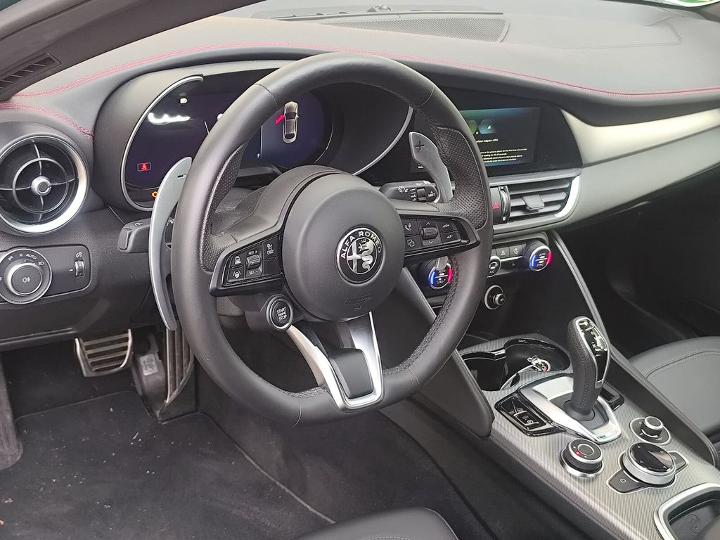 Alfa Romeo Giulia 2025