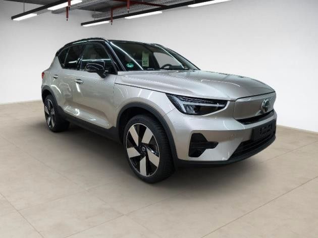 Volvo XC40 2023