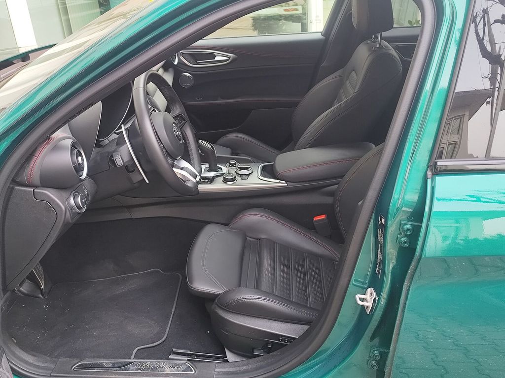 Alfa Romeo Giulia 2025