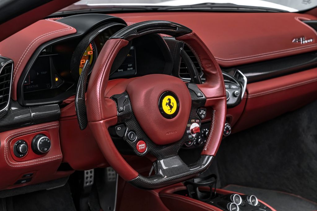 Ferrari 458 2014