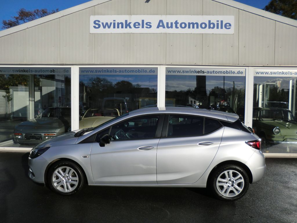 Opel Astra 2022