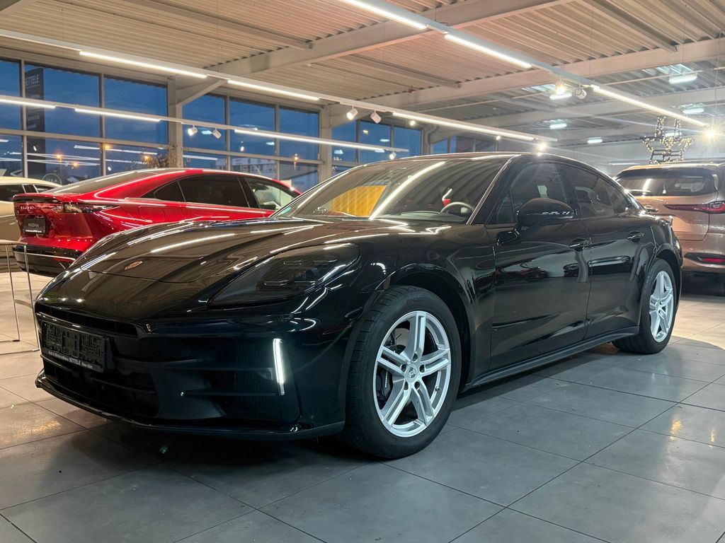 Porsche Panamera 2025