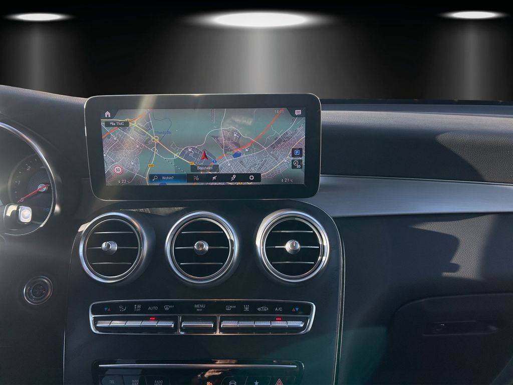 Mercedes-Benz GLC 300 2021