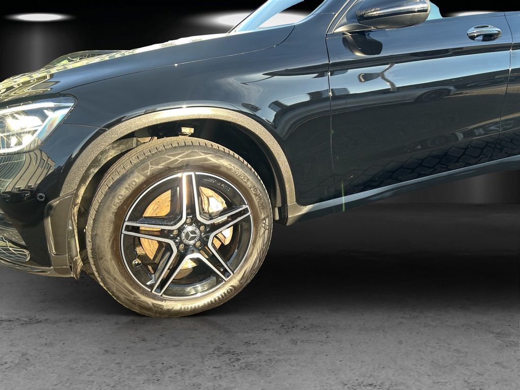 Mercedes-Benz GLC 300 2021