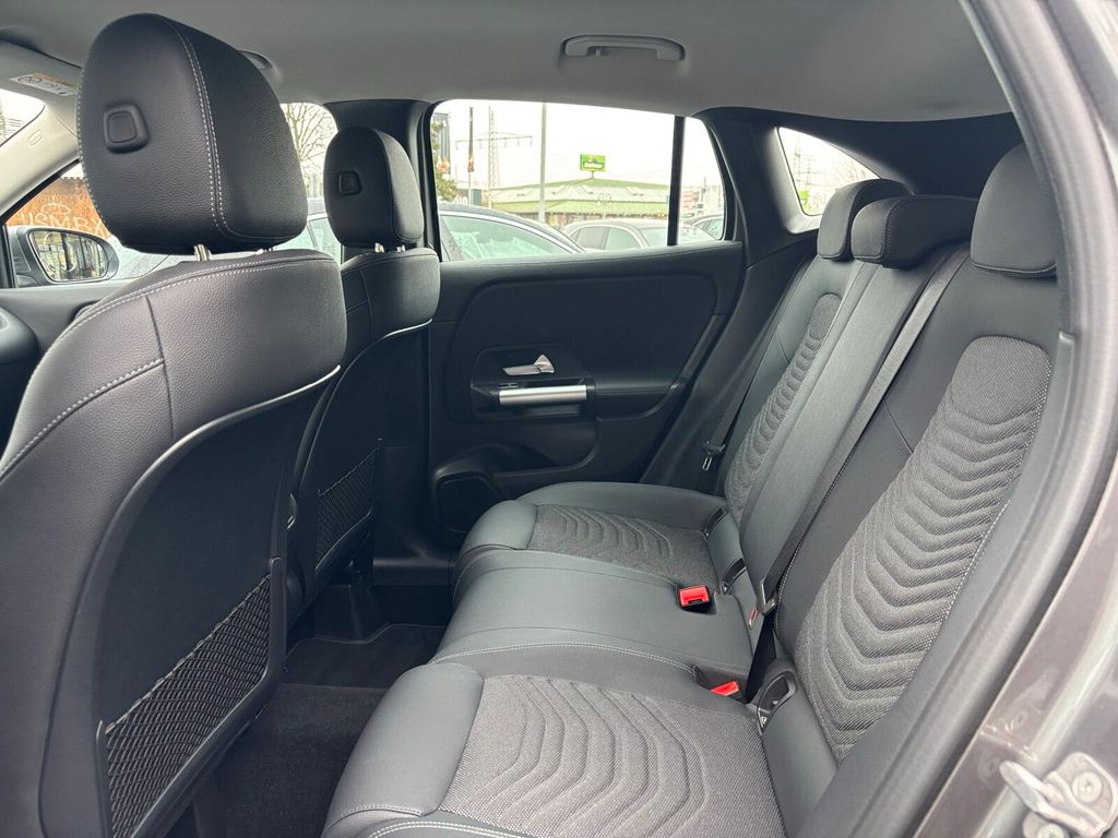 Mercedes-Benz GLA 220 2024