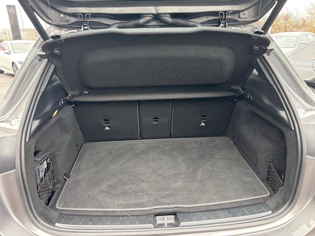 Mercedes-Benz GLA 220 2024