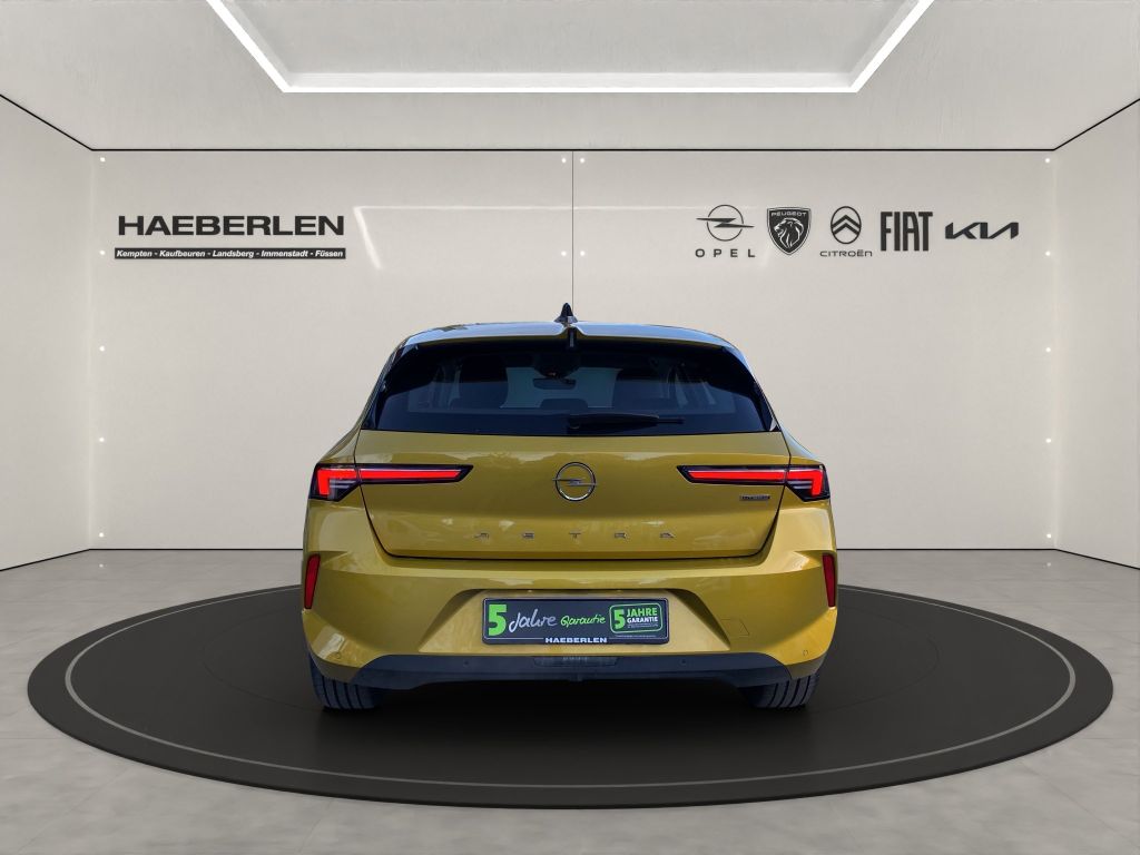 Opel Astra 2022