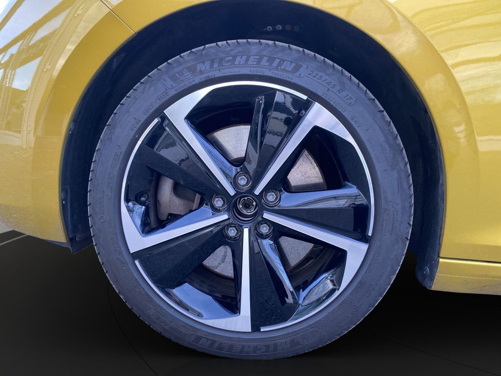 Opel Astra 2022