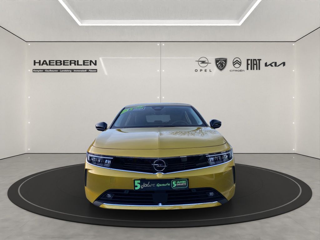 Opel Astra 2022