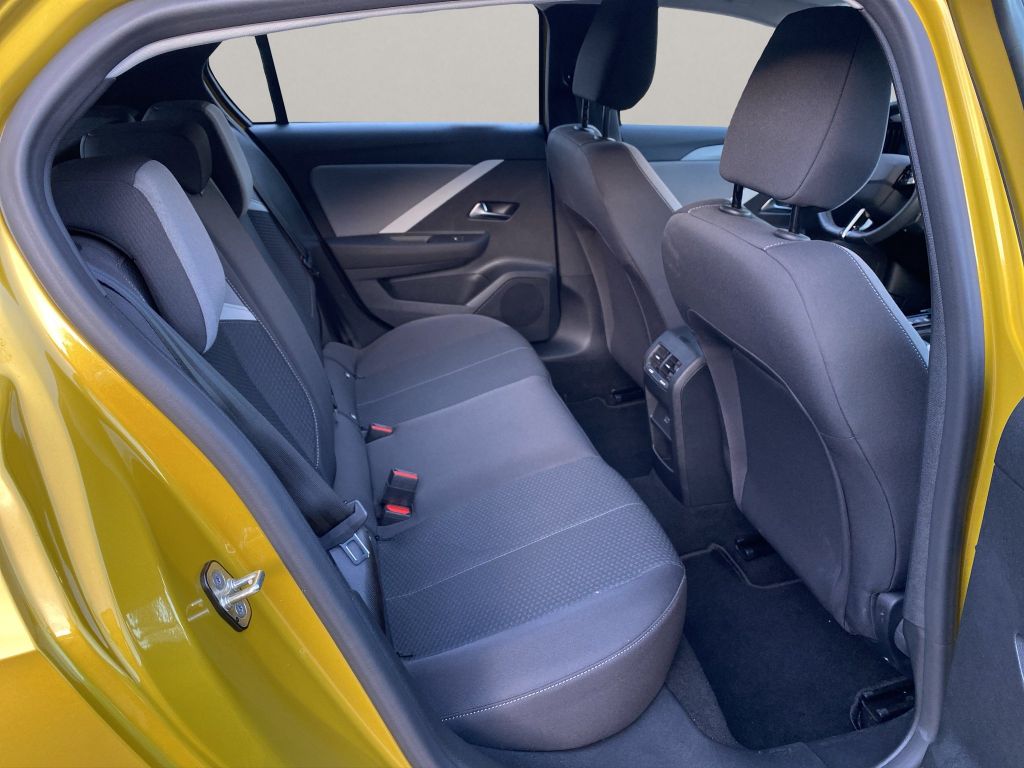 Opel Astra 2022