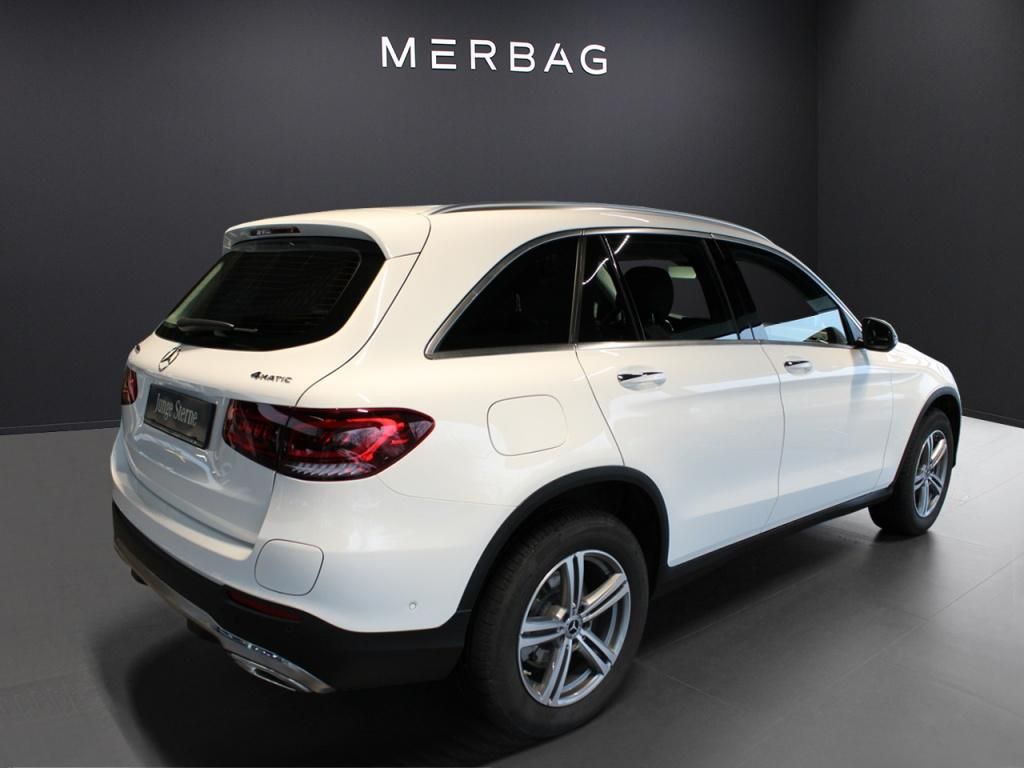 Mercedes-Benz GLC 300 2021