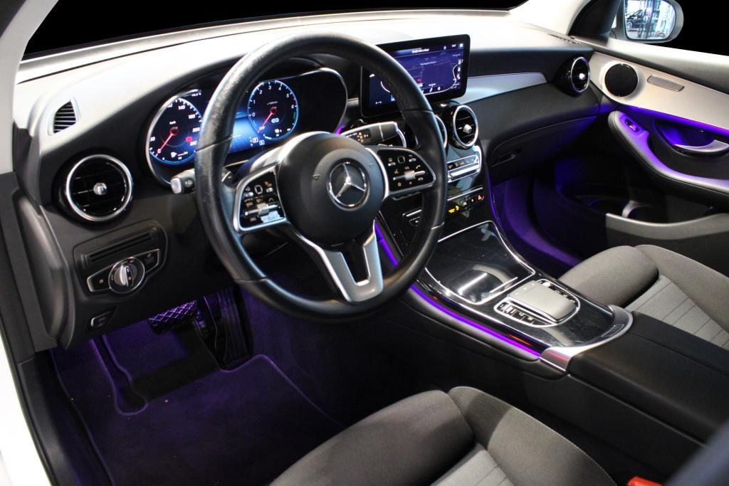 Mercedes-Benz GLC 300 2021