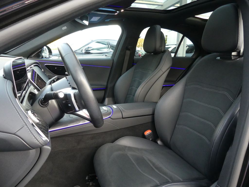 Mercedes-Benz E 220 2025