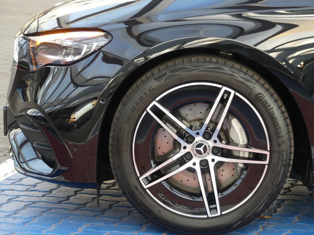 Mercedes-Benz E 220 2025