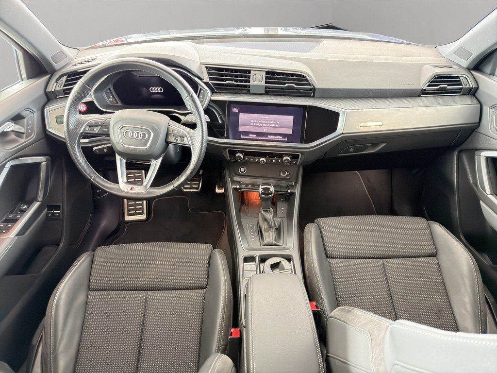Audi Q3 2021