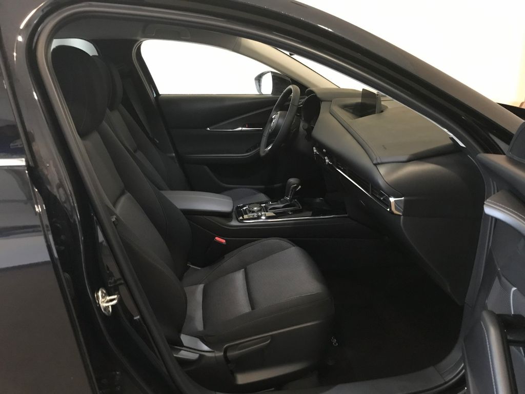 Mazda CX-30 2025