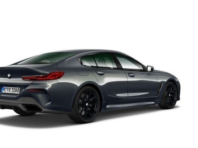 BMW M850 2022