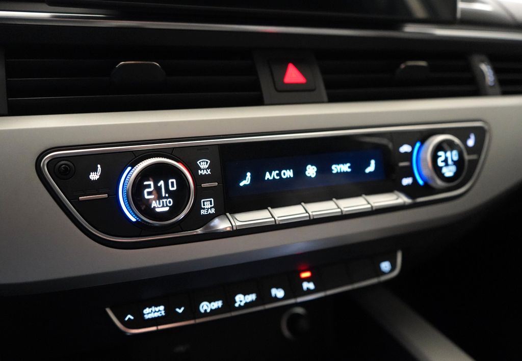 Audi A4 2023