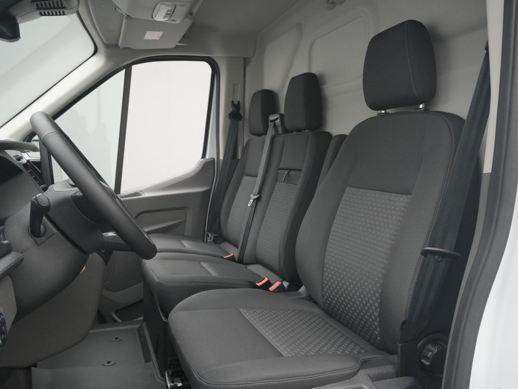 Ford Transit 2025