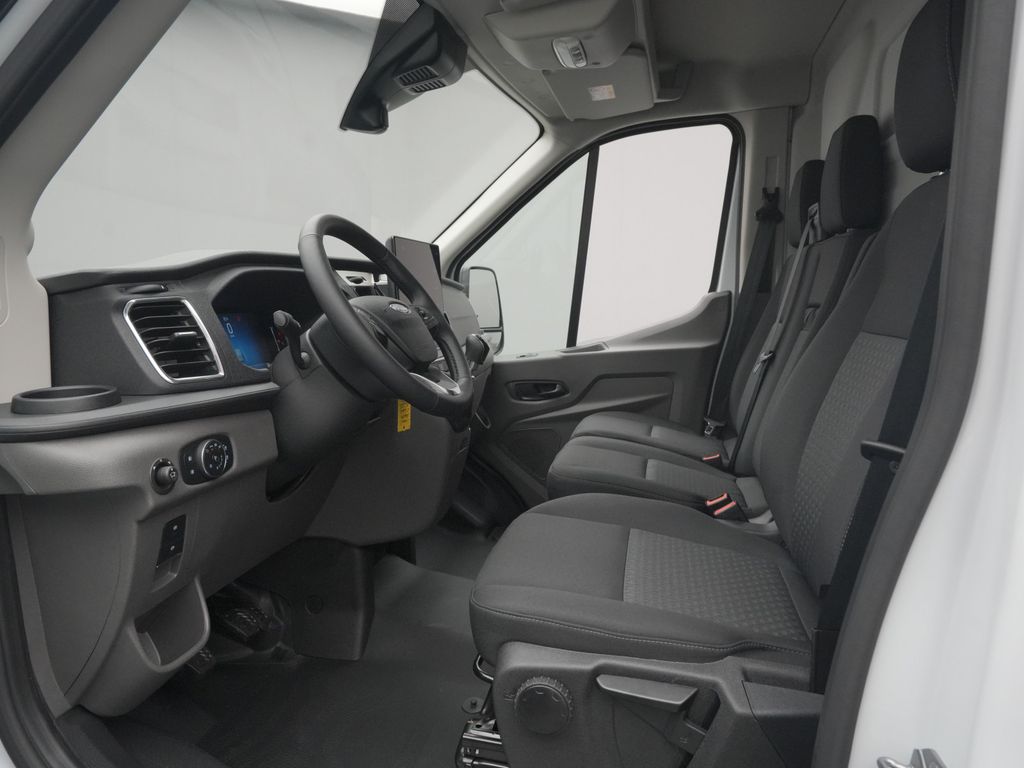 Ford Transit 2025