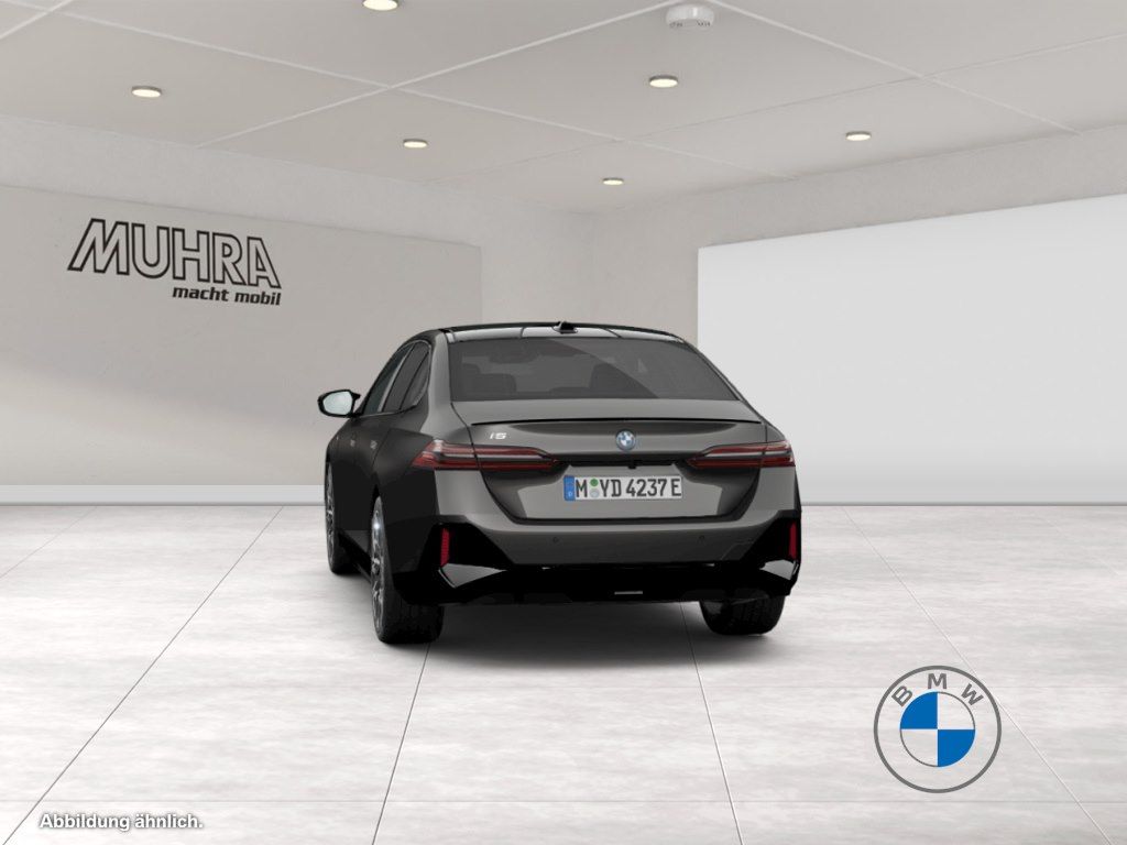 BMW i5 2025