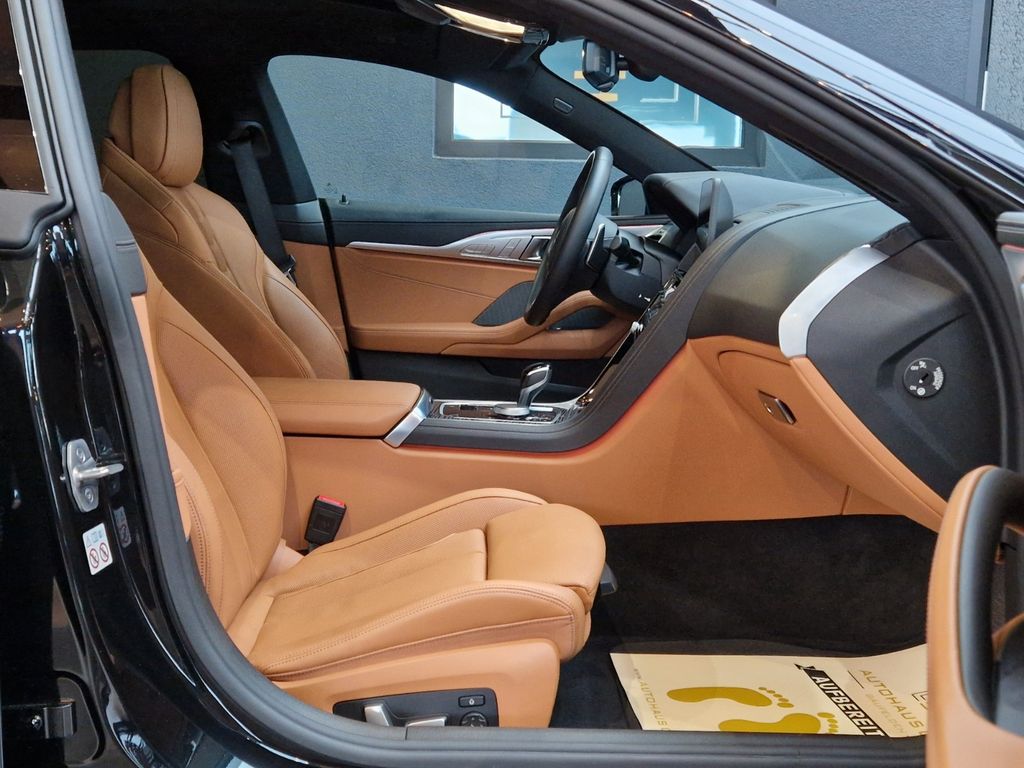 BMW M850 2022