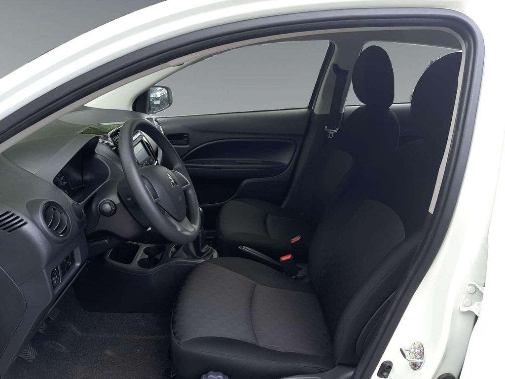 Mitsubishi Space Star 2023