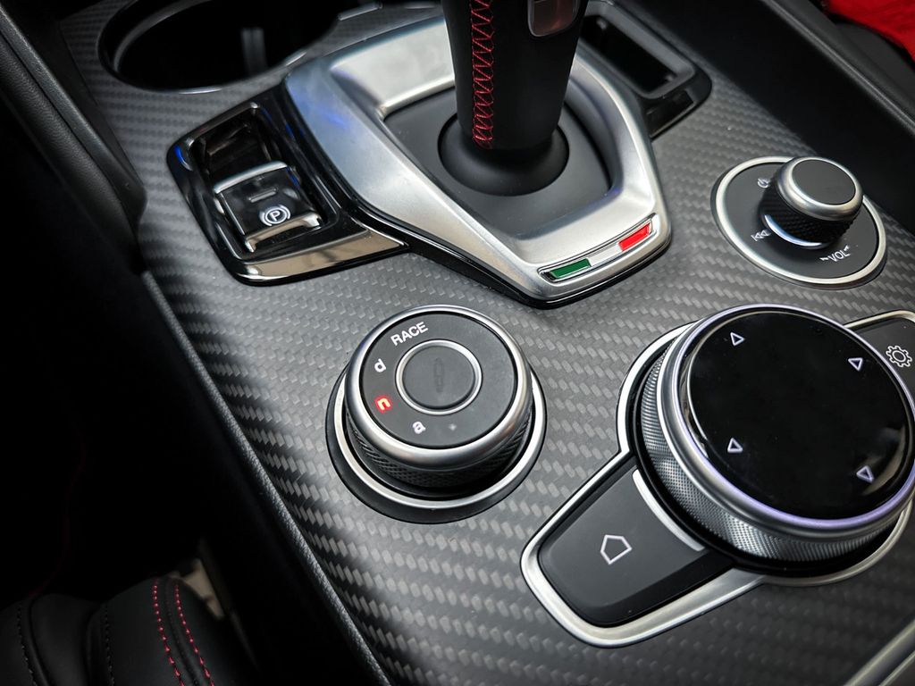 Alfa Romeo Giulia 2023