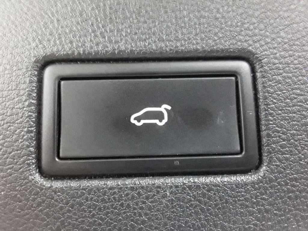 Volkswagen Touran 2021