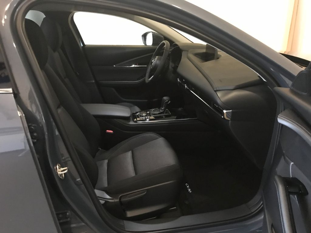 Mazda CX-30 2025