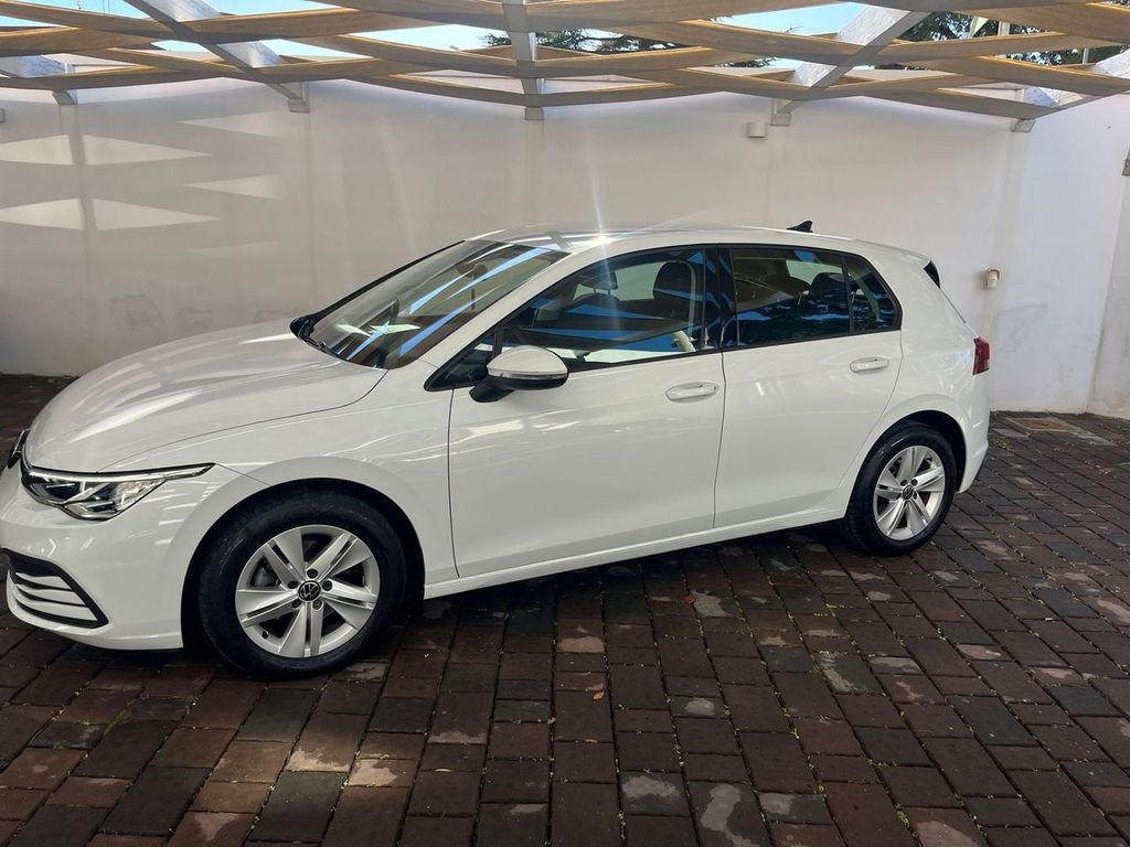 Volkswagen Golf 2022