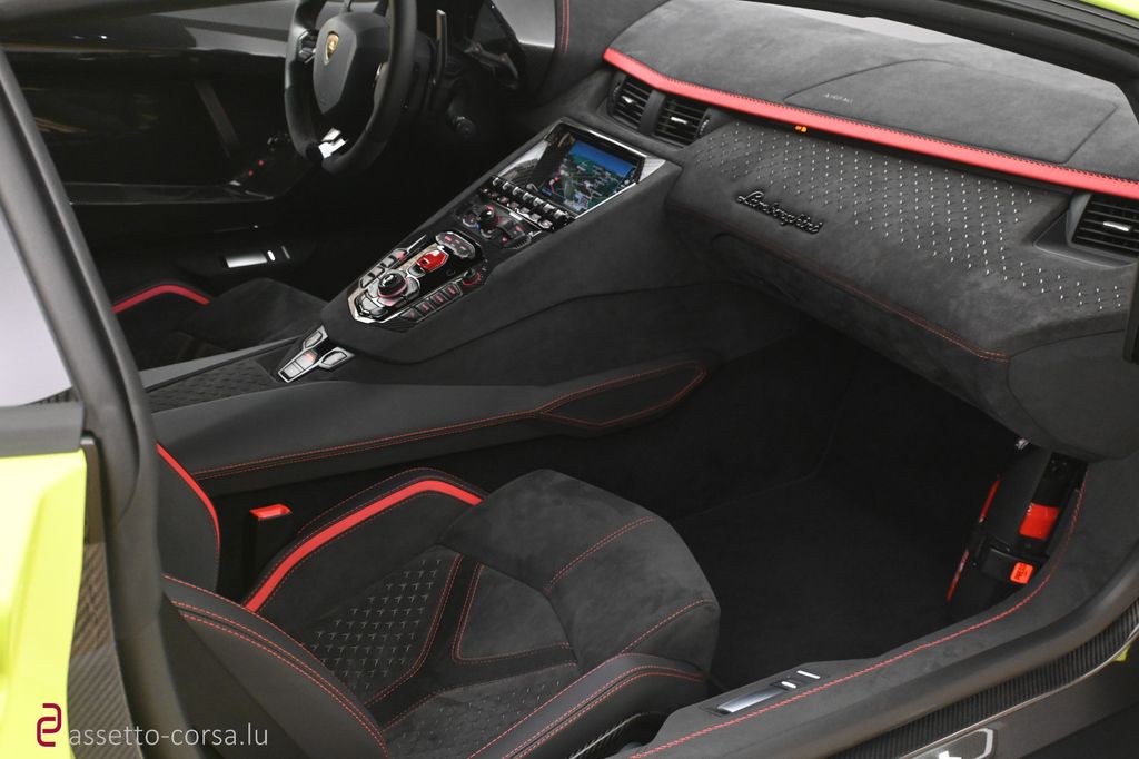 Lamborghini Aventador 2022