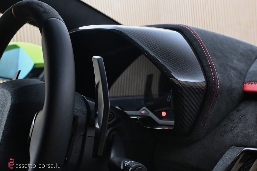 Lamborghini Aventador 2022