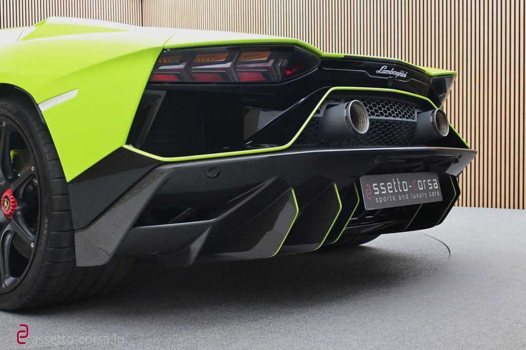 Lamborghini Aventador 2022