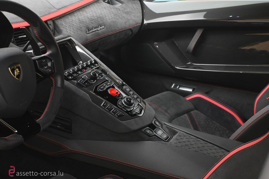 Lamborghini Aventador 2022