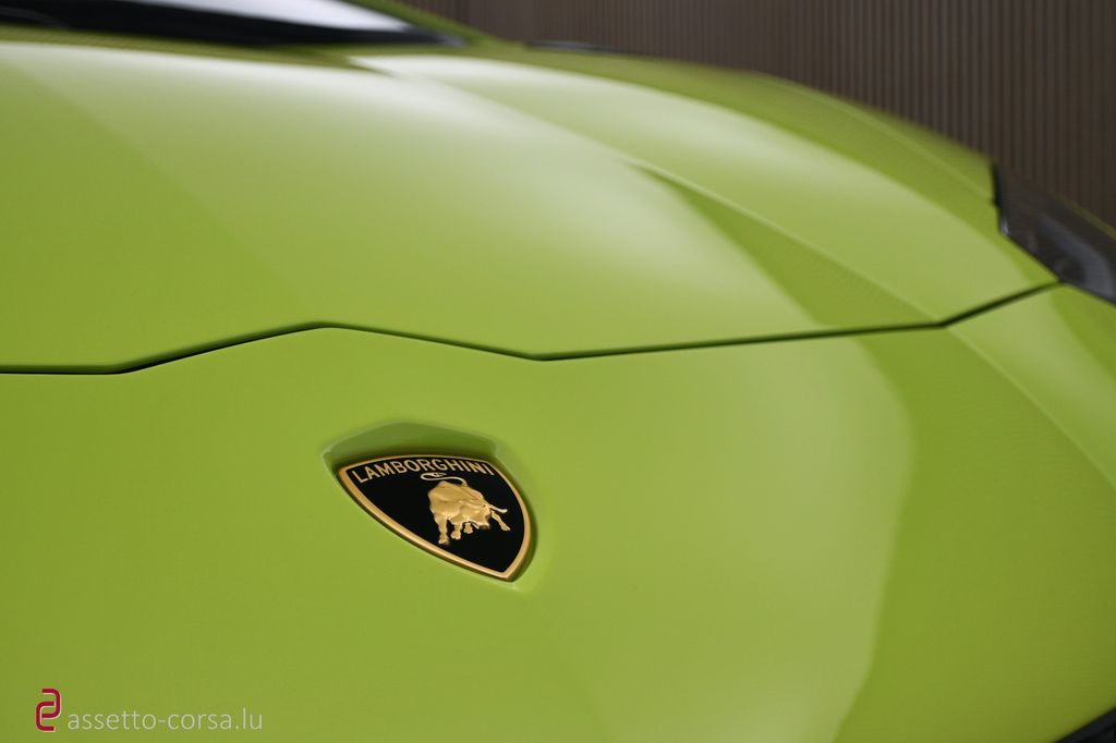 Lamborghini Aventador 2022