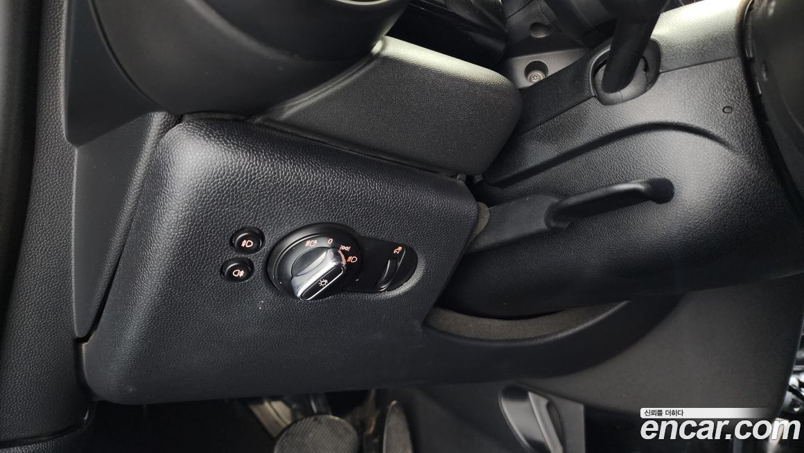 Mini Cooper Convertible 2018